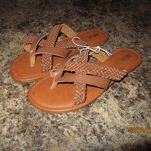 Women's MIA Sandals Camel Color/Brown Size 10 M NWOT.